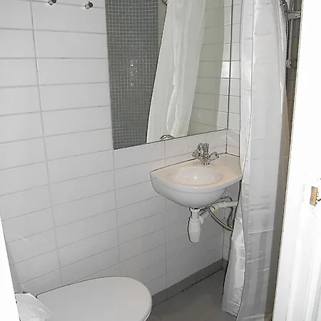 Apartment Bentzonsvej 20 *